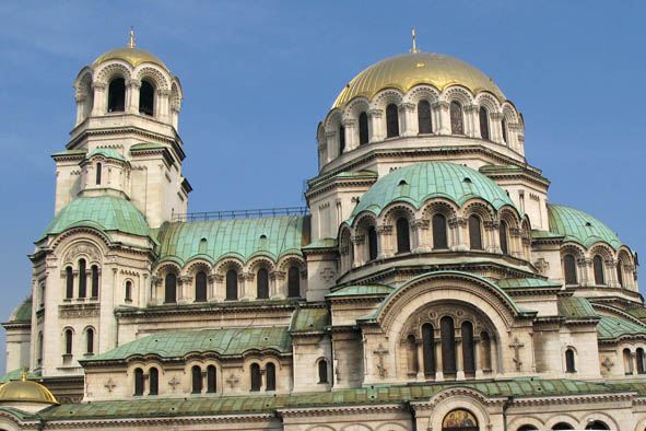 Sofiaan sodan p��ttymisen muistoksi pystytetty Pyh�n Aleksanteri Nevskin katetdraali.